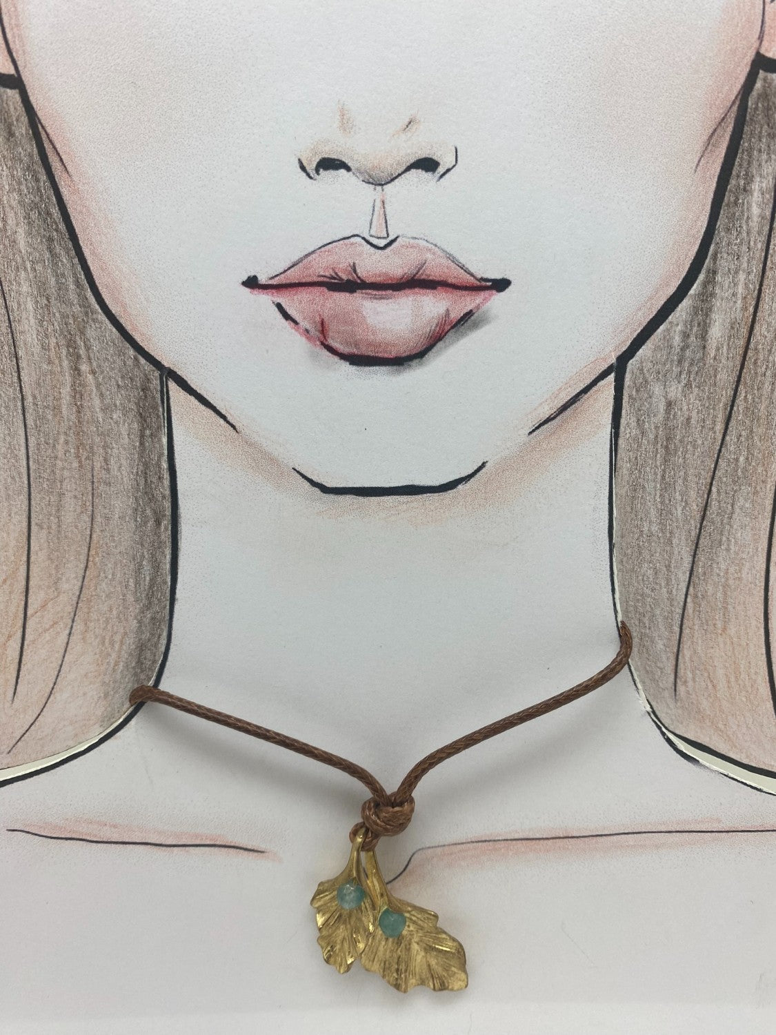 Collar hojas de cala