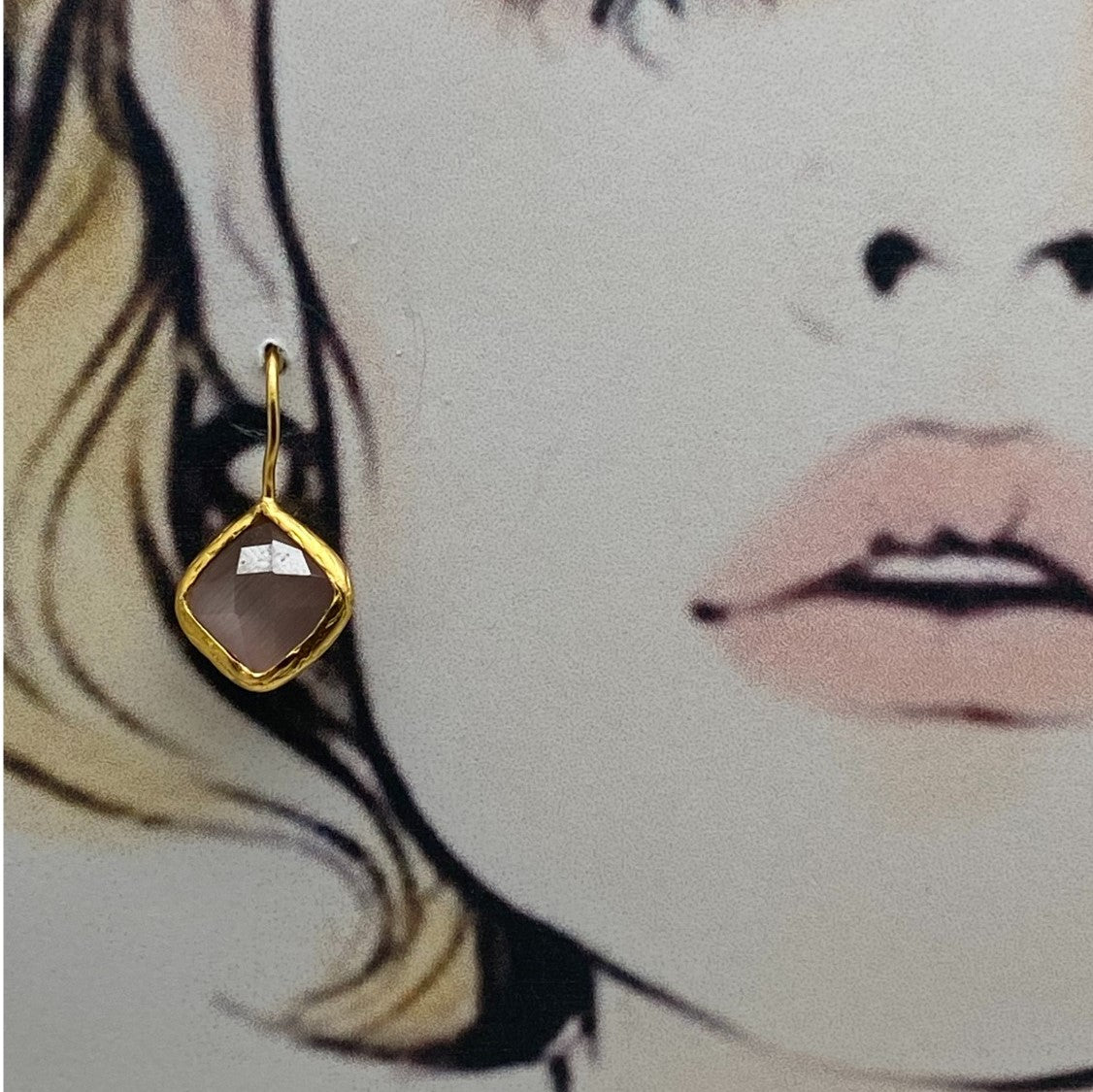 Pendientes cuarzo rosa ribeteadas