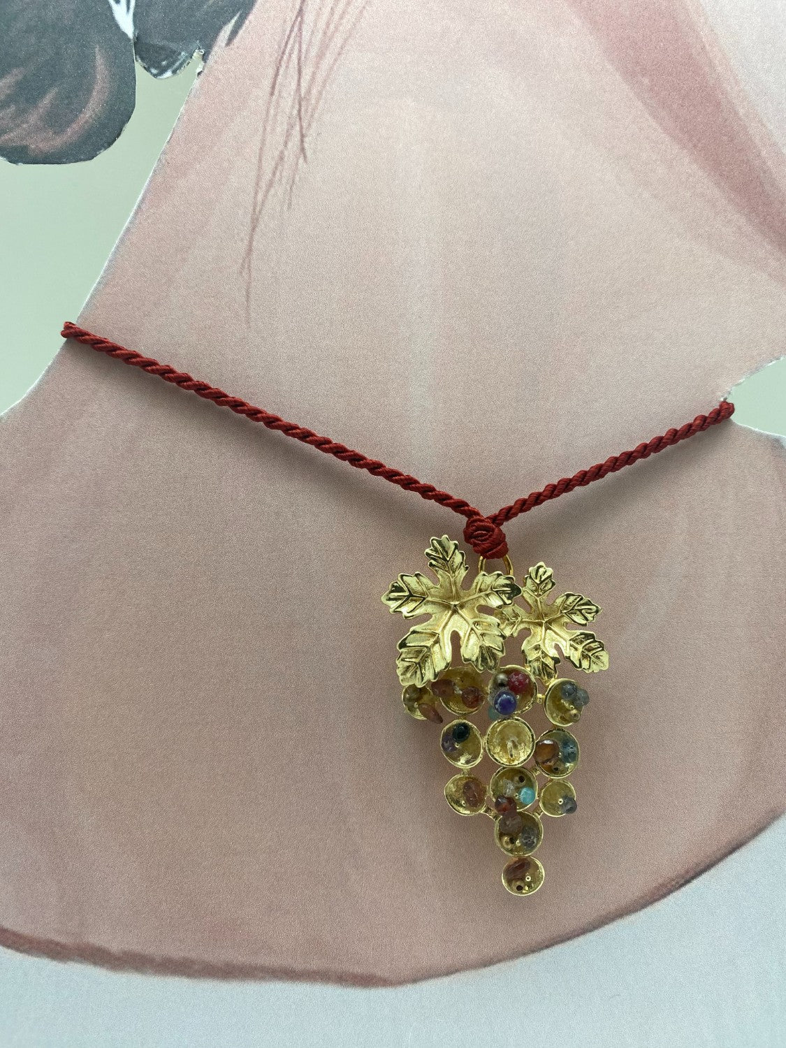 Collar uvas grande