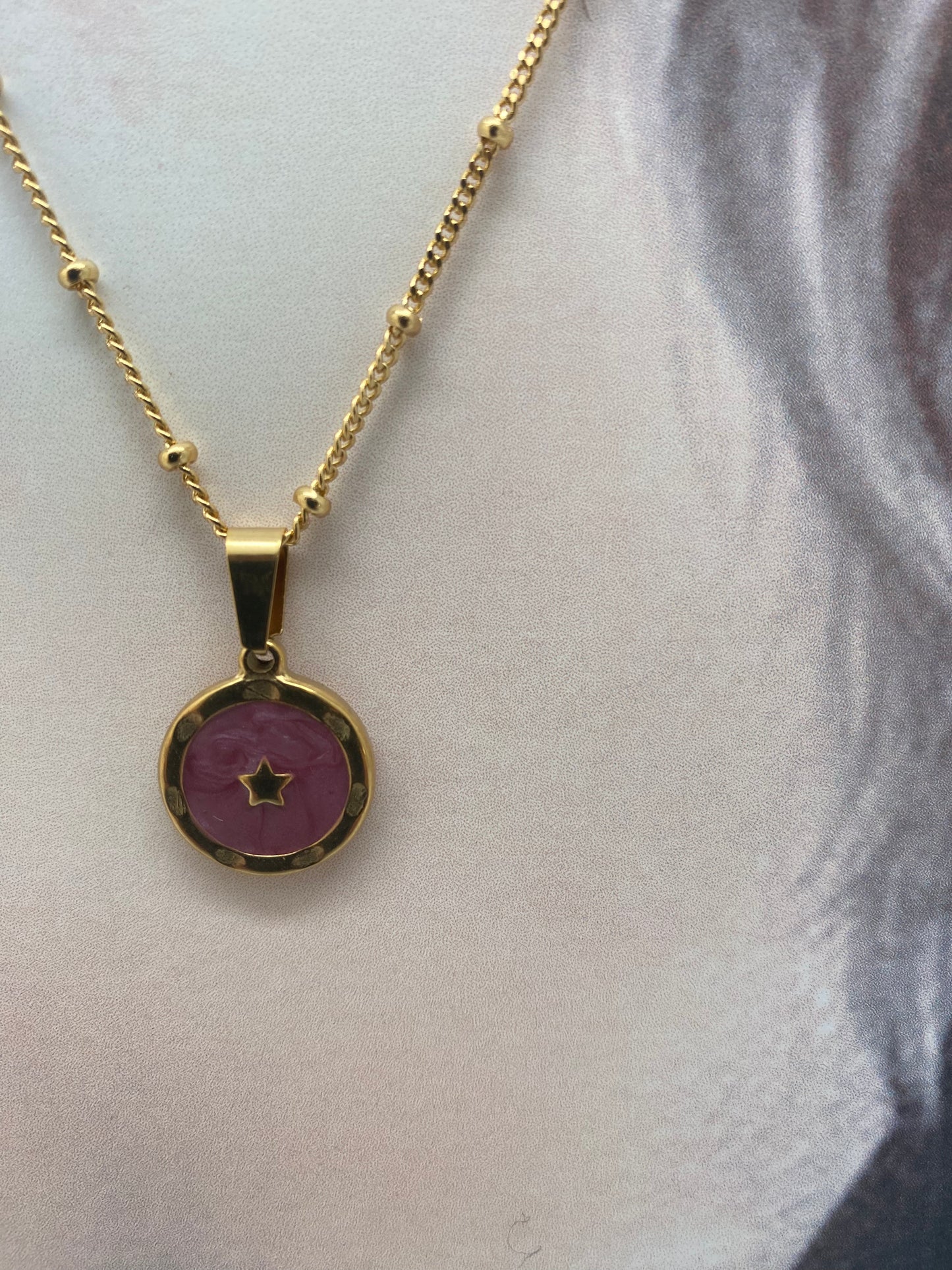 Cadena medalla estrella rosa