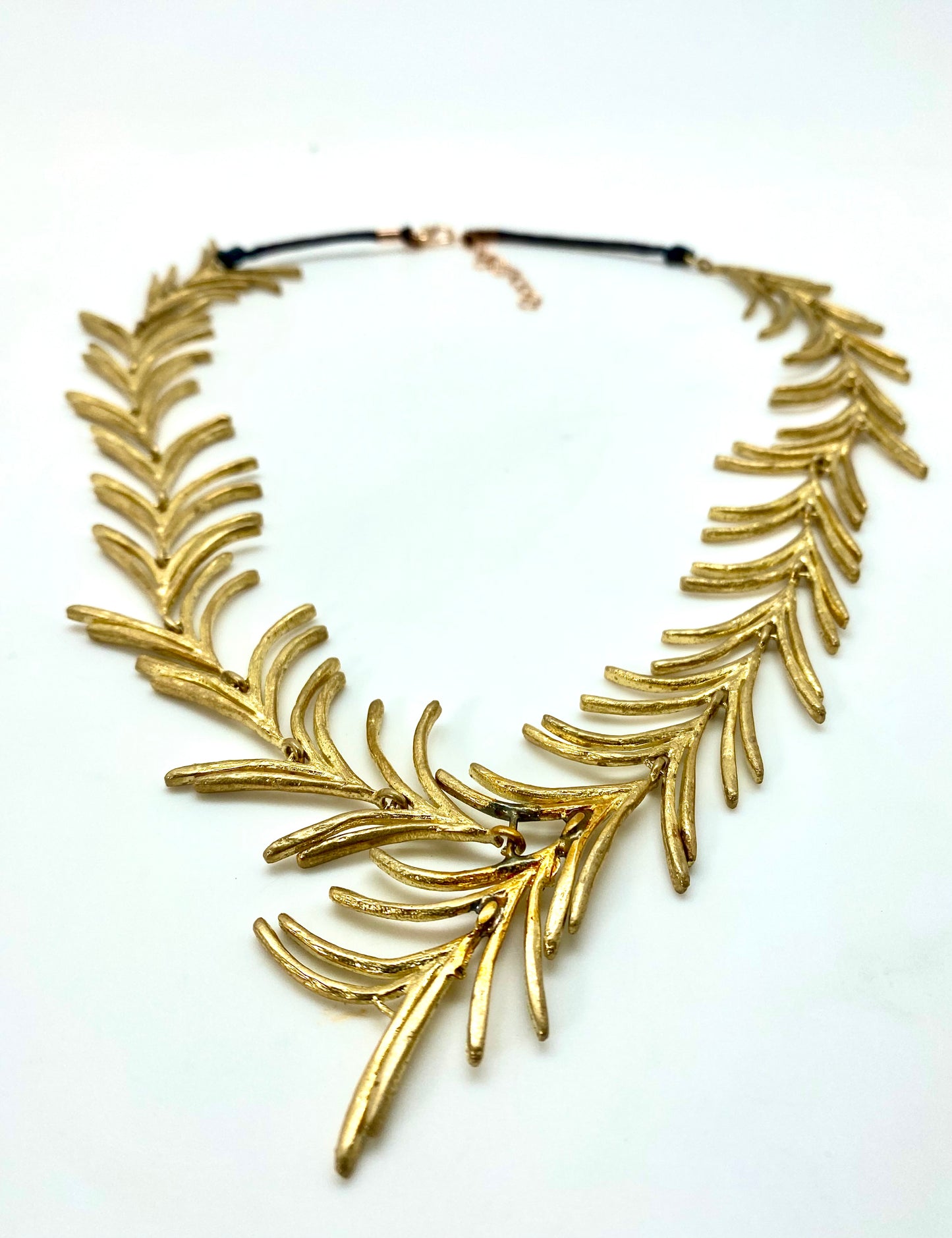 Collar de hojas de Romero fino