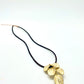 Collar laurel